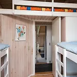8 Person In *